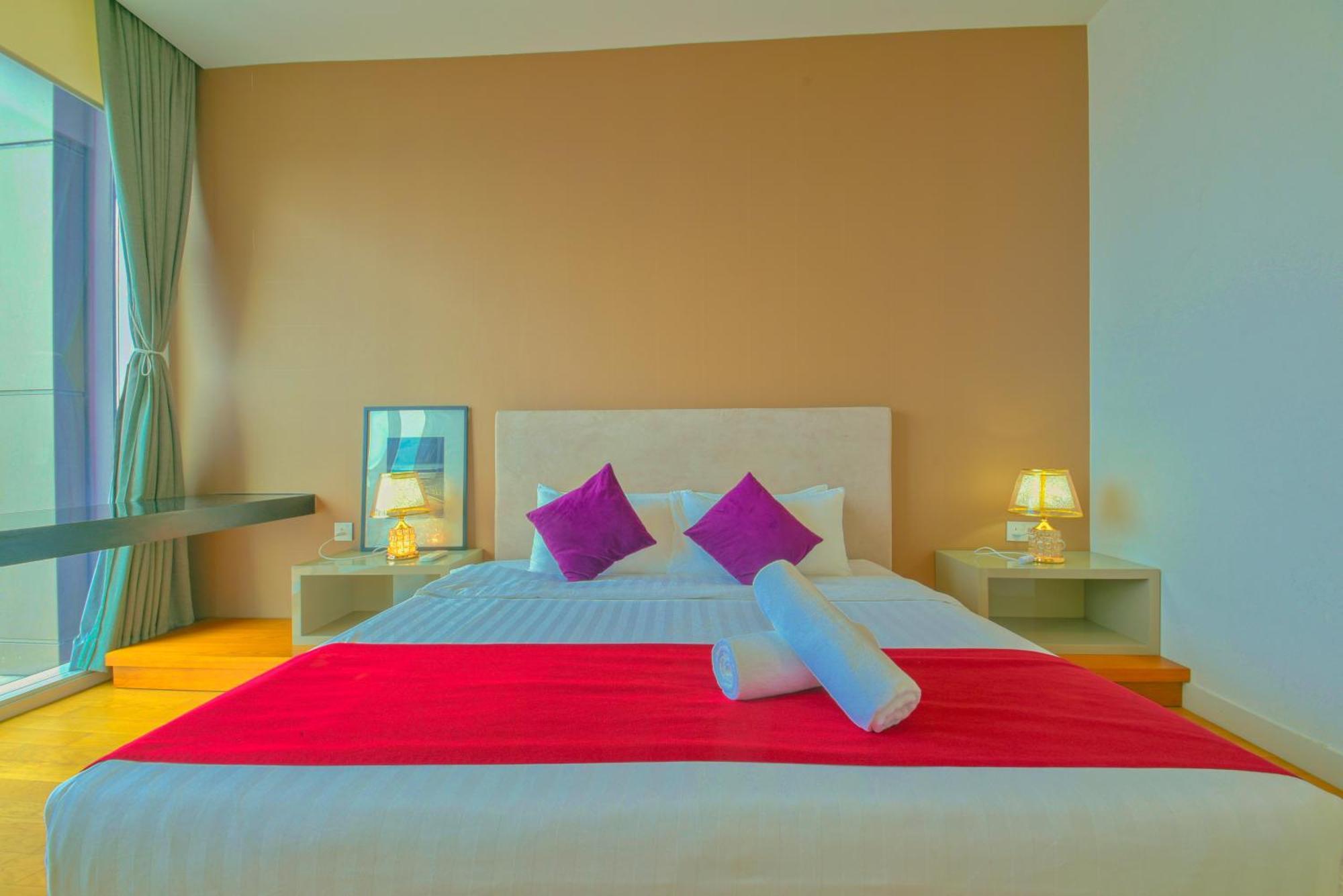 Flixses Suites At Platinum Klcc Kuala Lumpur Exterior photo